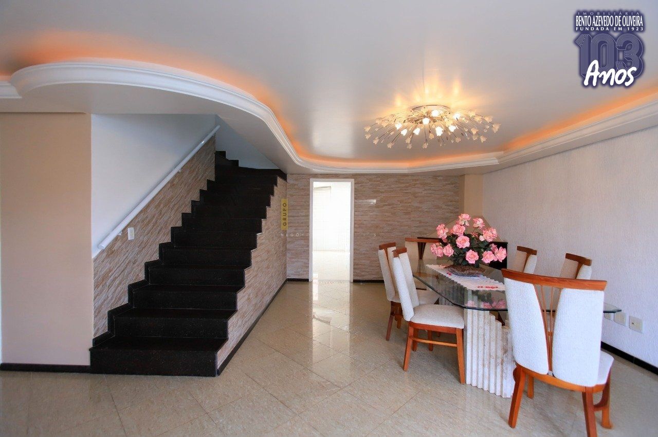 Casa, 3 quartos, 263 m² - Foto 4