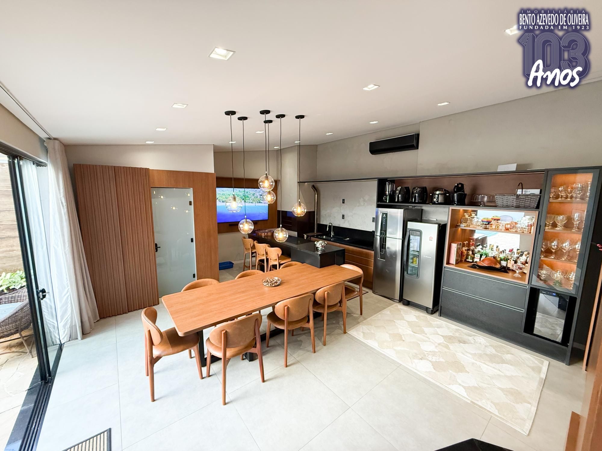 Cozinha moderna com móveis sob medida