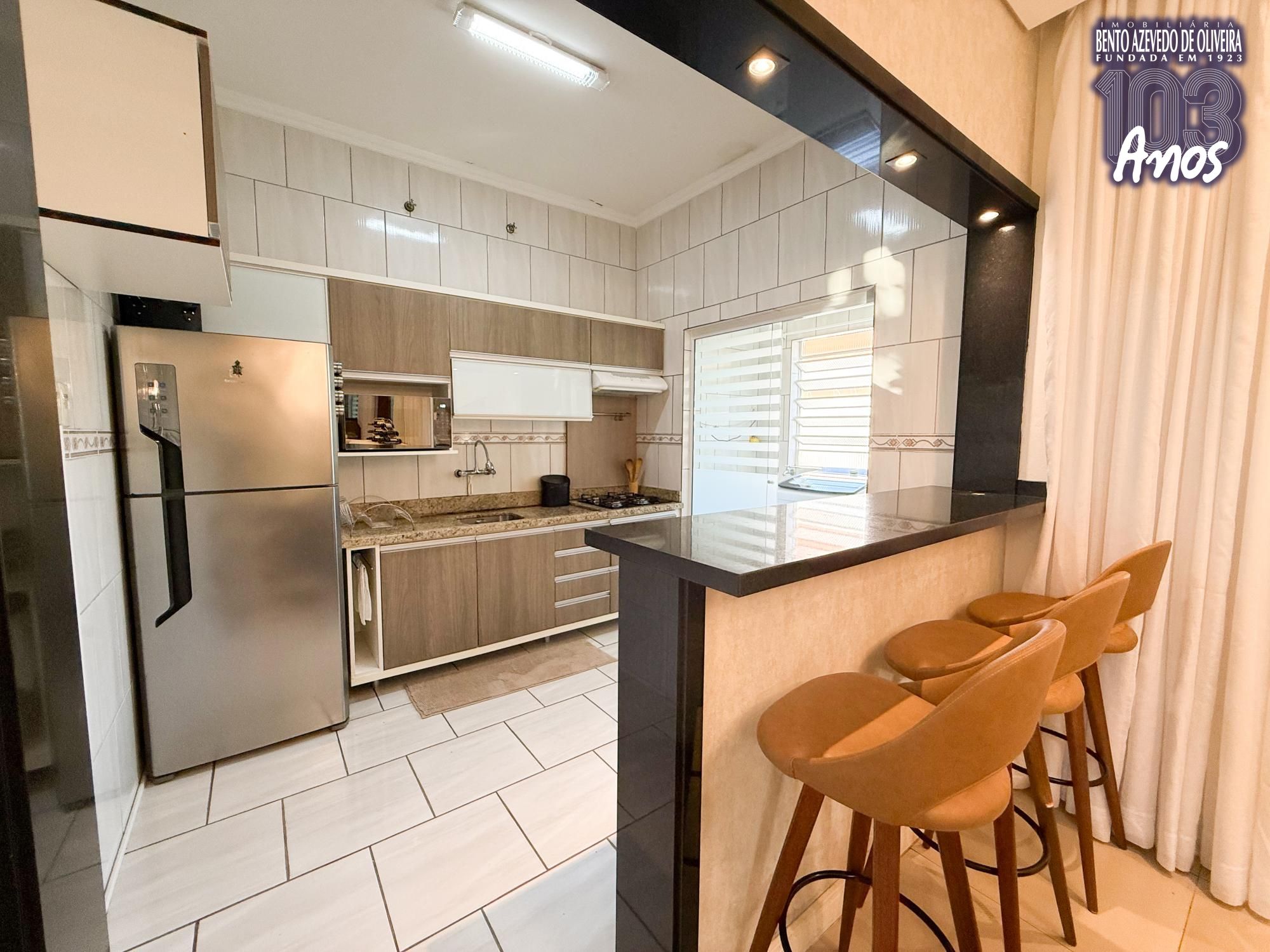 Cozinha planejada com bancada