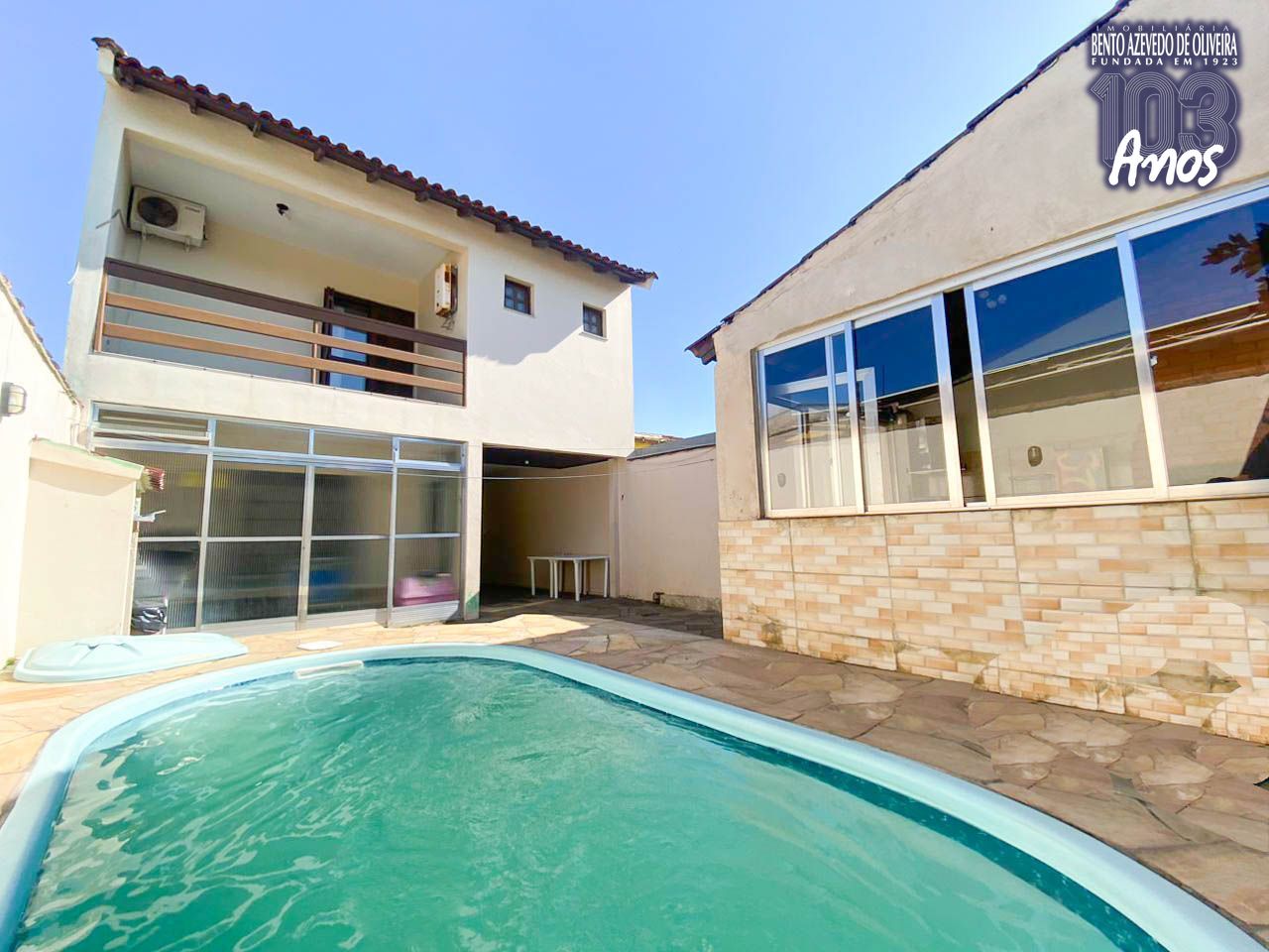 Casa, 3 quartos, 220 m² - Foto 1