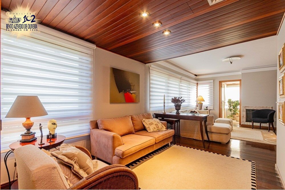 Apartamento, 3 quartos, 157 m² - Foto 1