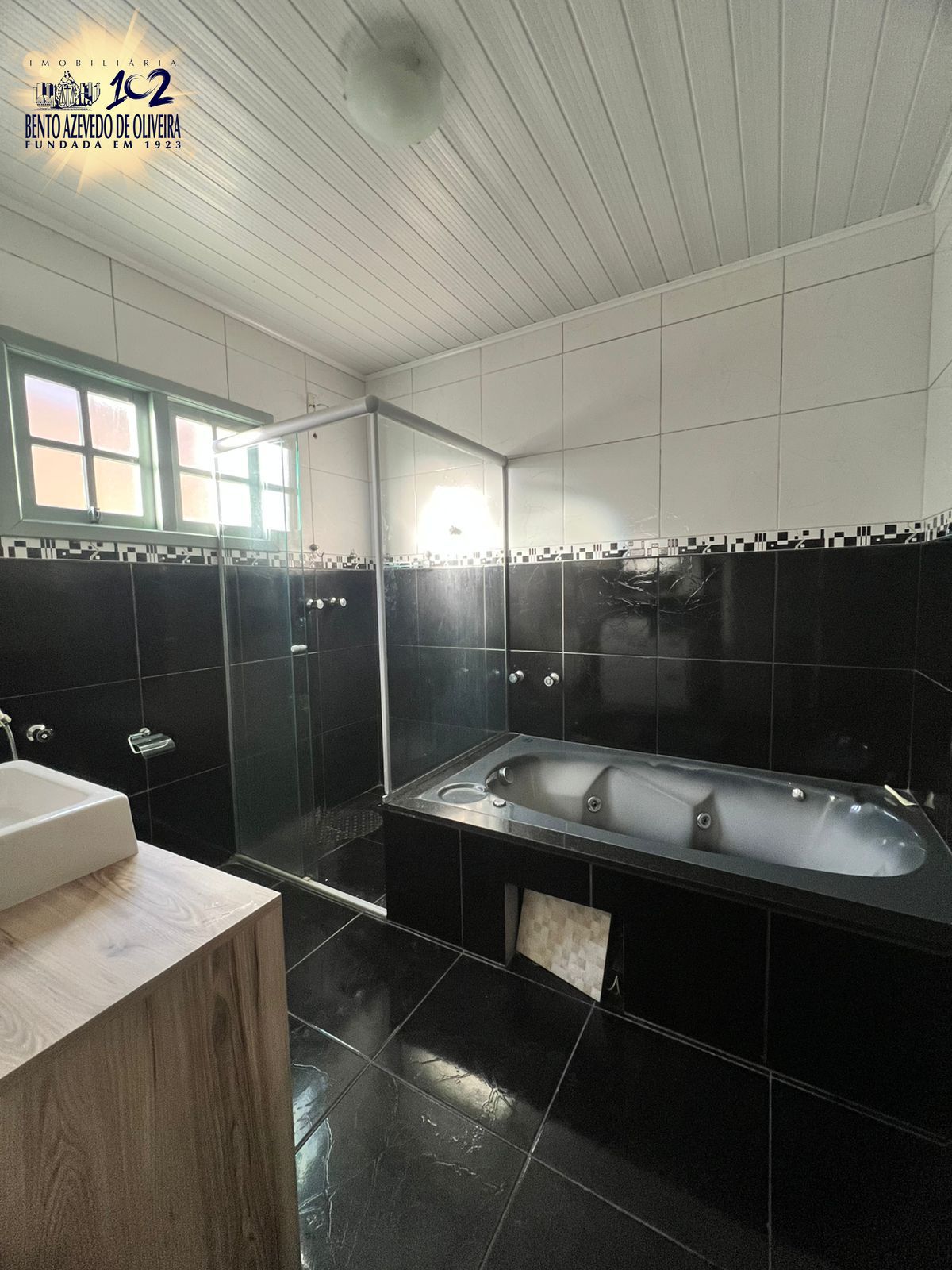 Casa, 3 quartos, 215 m² - Foto 20