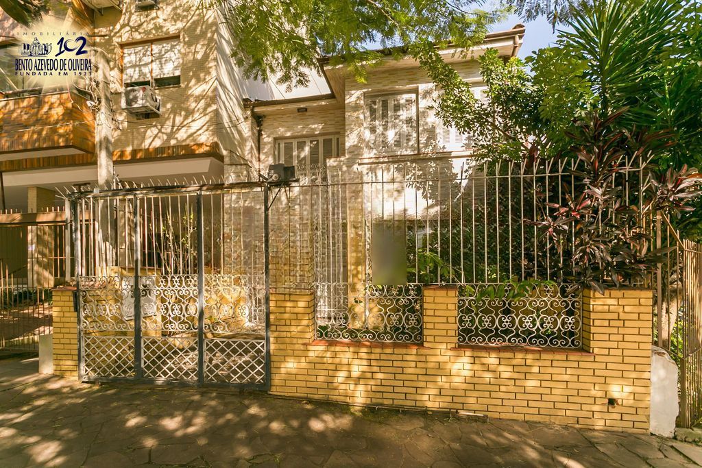 Casa, 4 quartos, 235 m² - Foto 1