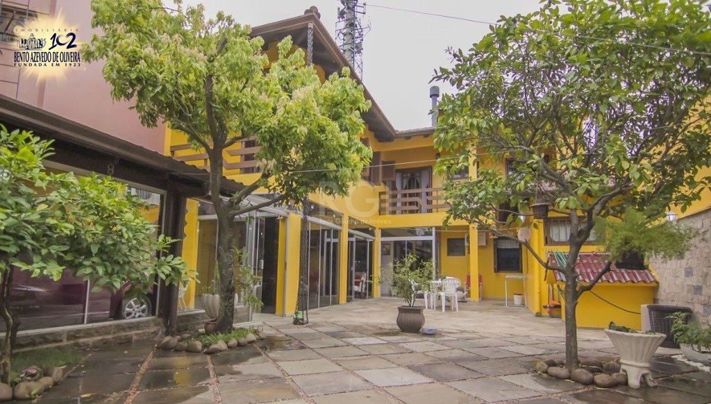 Casa, 3 quartos, 252 m² - Foto 2