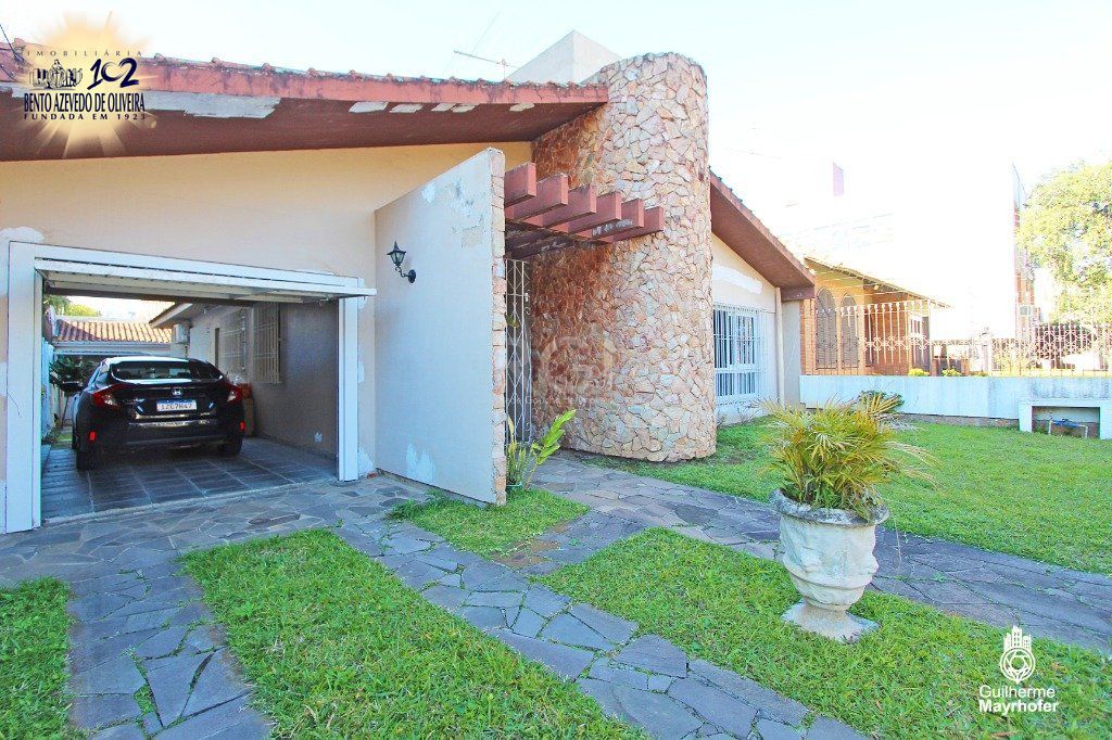 Casa, 3 quartos, 215 m² - Foto 1