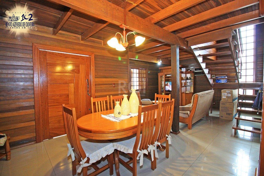 Casa, 3 quartos, 235 m² - Foto 2