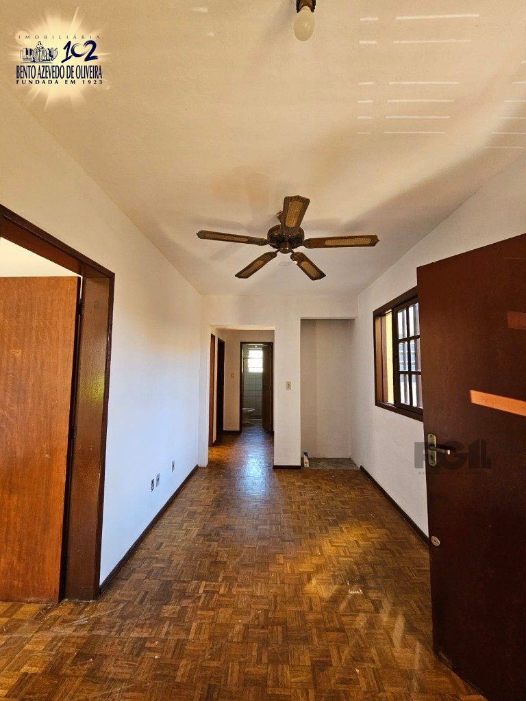 Casa, 5 quartos, 248 m² - Foto 2