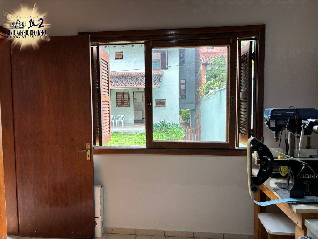 Casa, 4 quartos, 225 m² - Foto 31