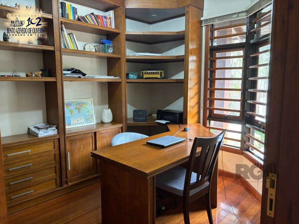 Casa, 4 quartos, 225 m² - Foto 9