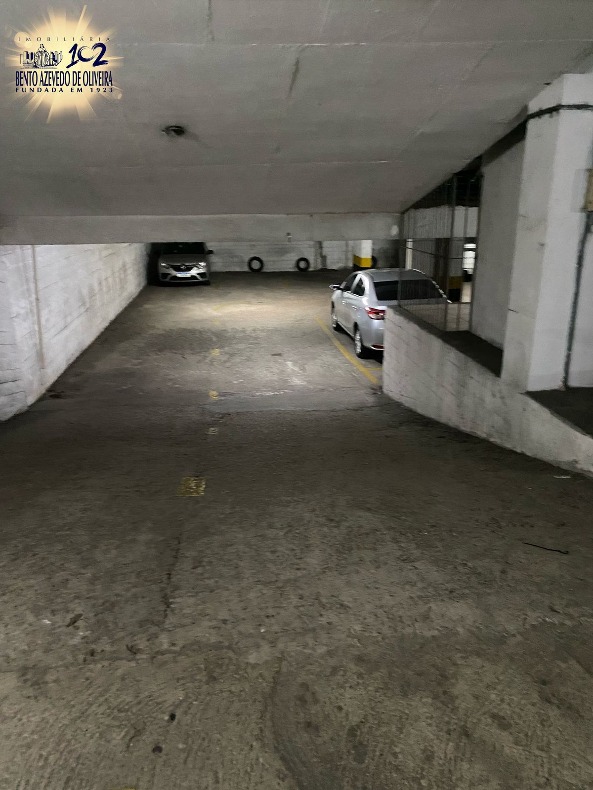 Box-Garagem, 17 m² - Foto 1