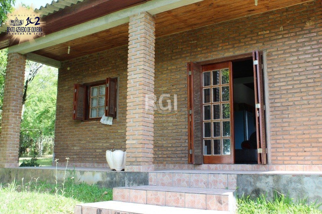 Chácara, 3 quartos, 1434 m² - Foto 1