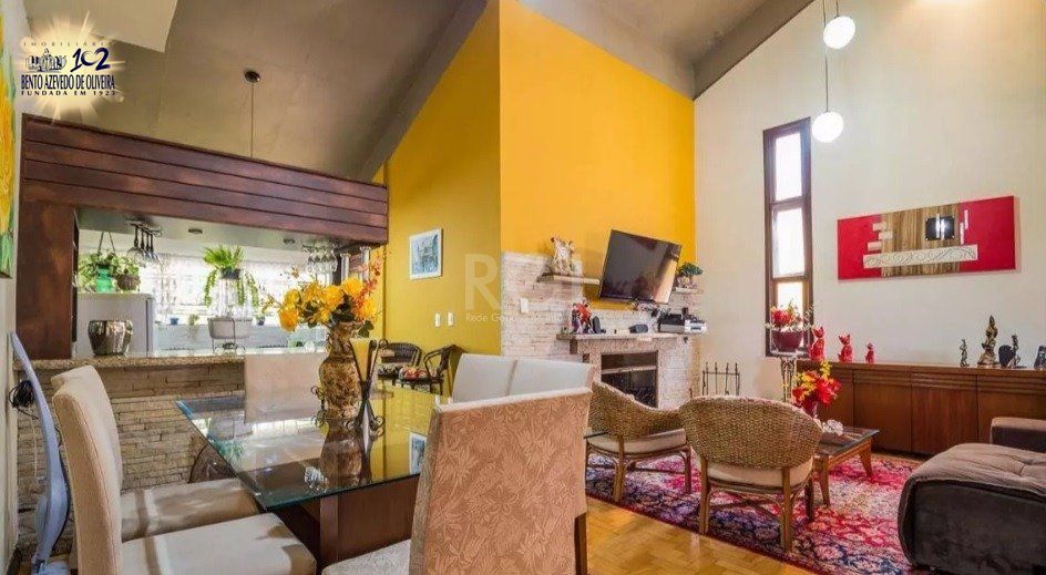 Casa, 4 quartos, 294 m² - Foto 2