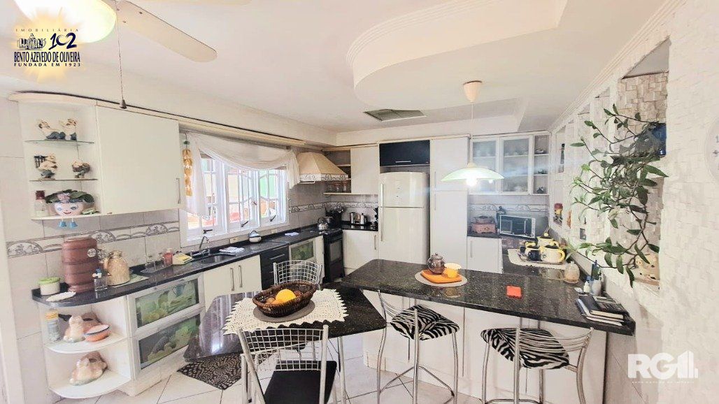 Casa, 3 quartos, 250 m² - Foto 4