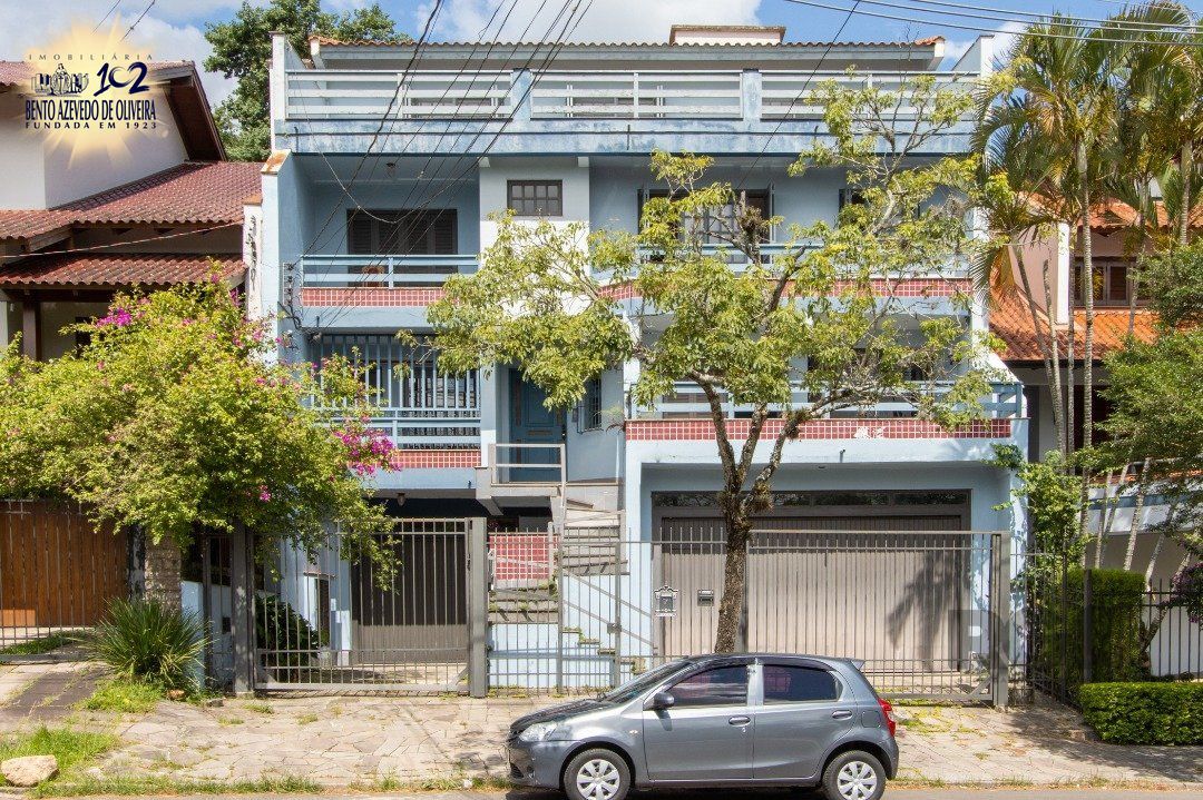 Casa, 4 quartos, 340 m² - Foto 1