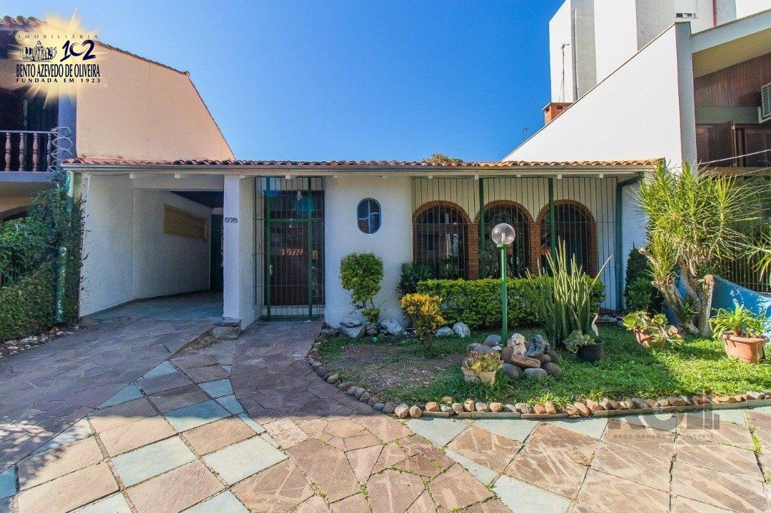 Casa, 3 quartos, 200 m² - Foto 1