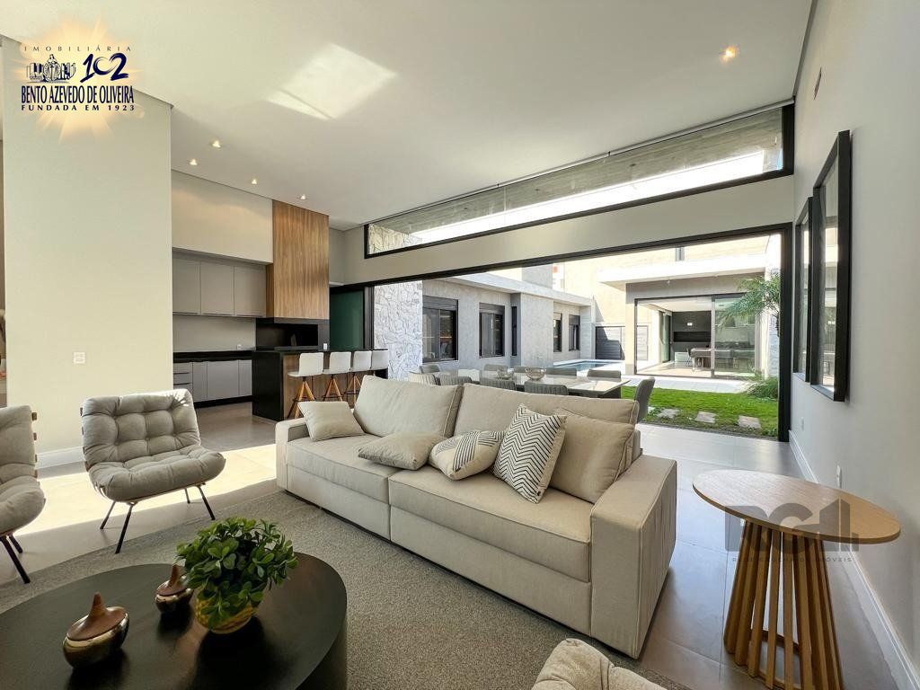 Casa, 4 quartos, 324 m² - Foto 1