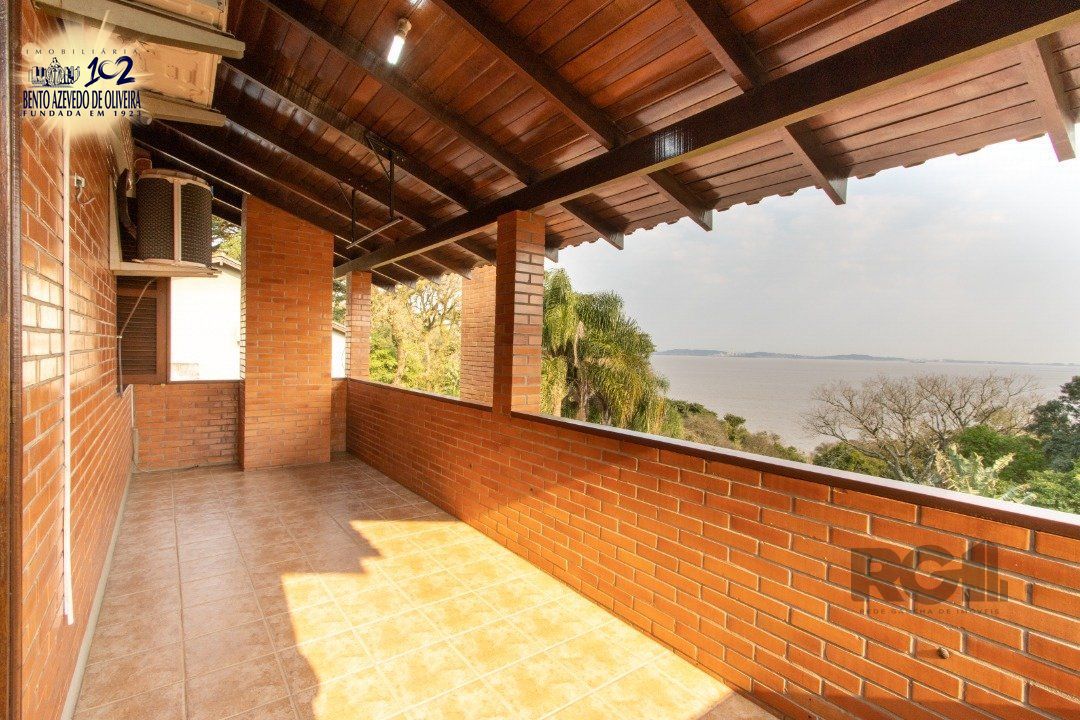 Casa, 3 quartos, 220 m² - Foto 1