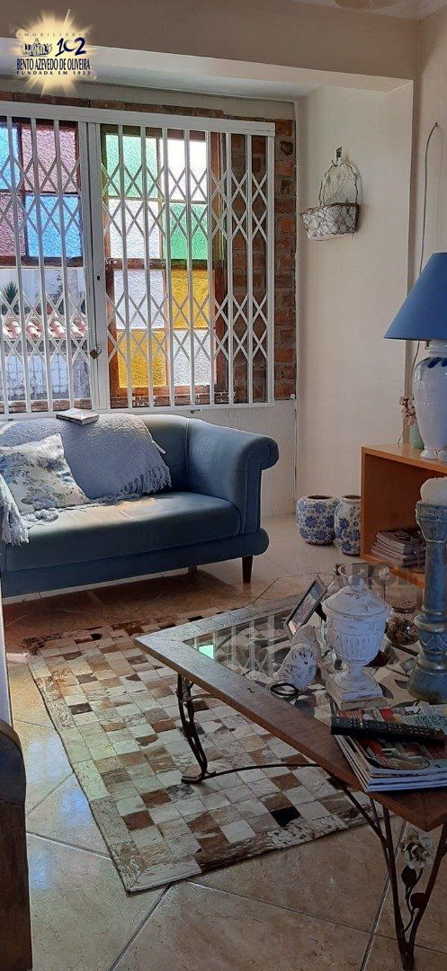 Casa, 4 quartos, 195 m² - Foto 2