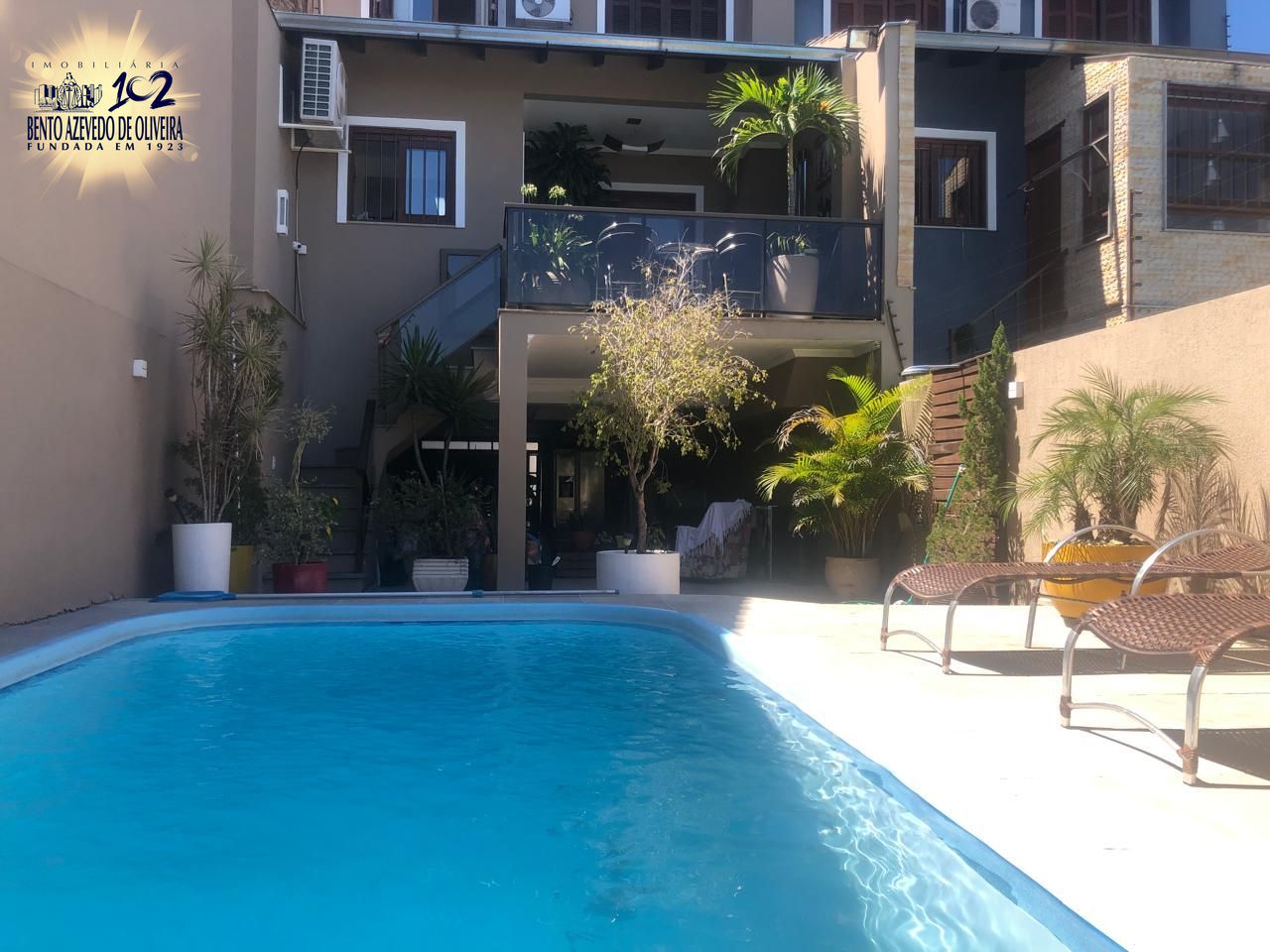 Casa, 3 quartos, 254 m² - Foto 1