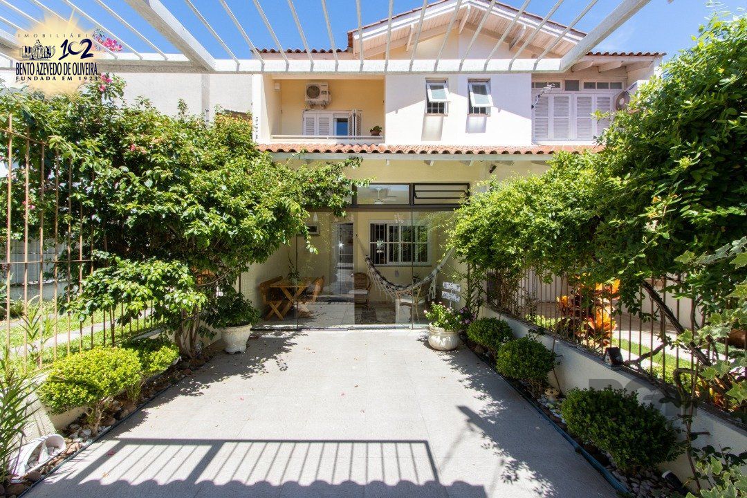 Casa, 3 quartos, 154 m² - Foto 2