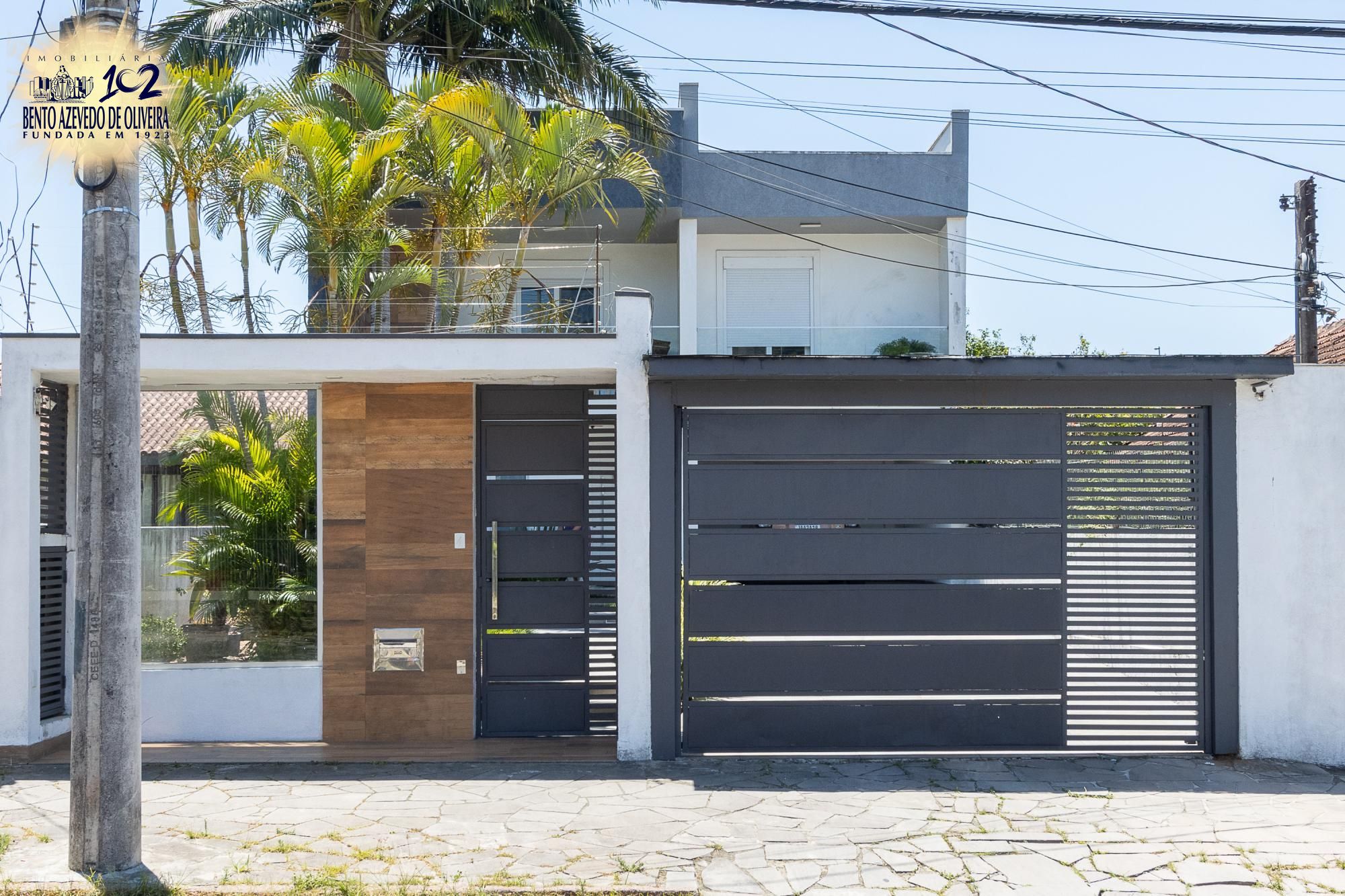 Casa, 3 quartos, 302 m² - Foto 1