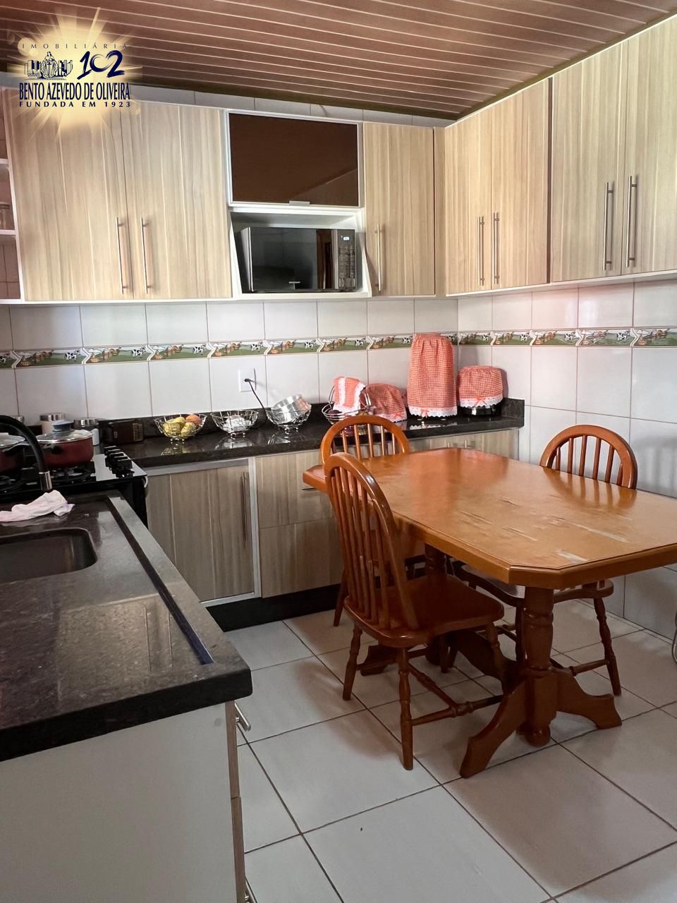 Casa, 4 quartos, 250 m² - Foto 8