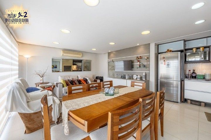 Cobertura, 3 quartos, 223 m² - Foto 3