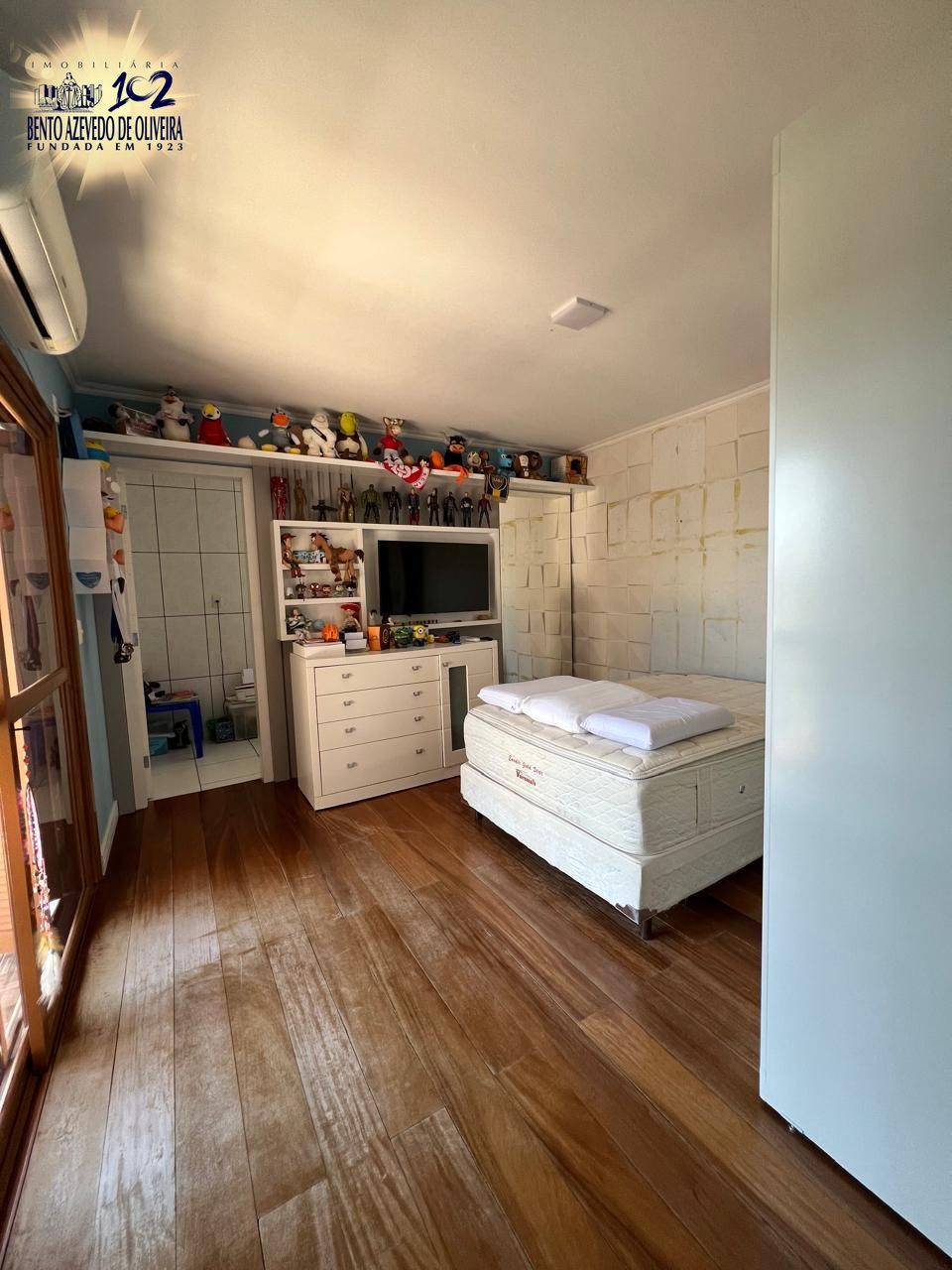 Casa, 4 quartos, 250 m² - Foto 25