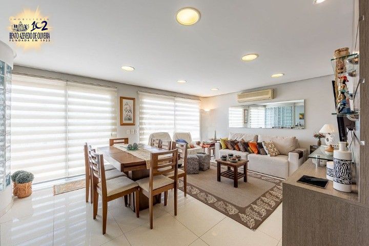 Cobertura, 3 quartos, 223 m² - Foto 1