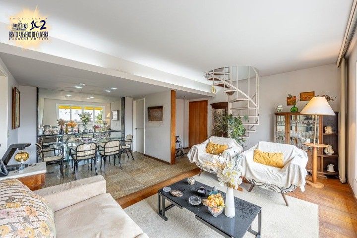 Cobertura, 3 quartos, 223 m² - Foto 4