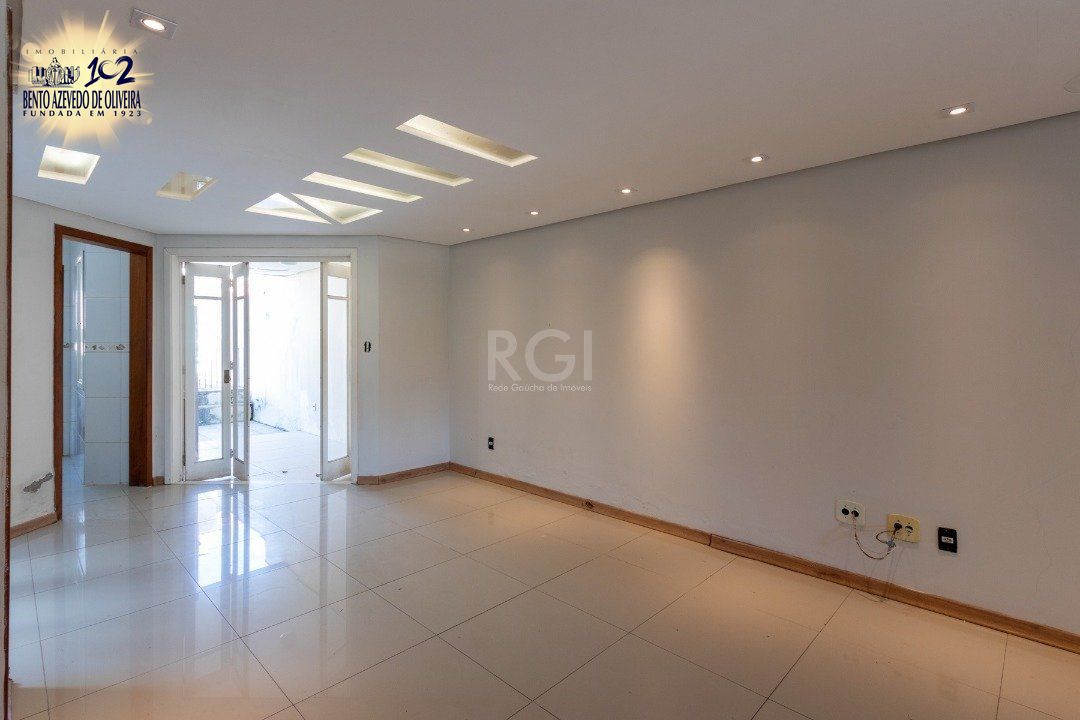 Casa, 3 quartos, 205 m² - Foto 3