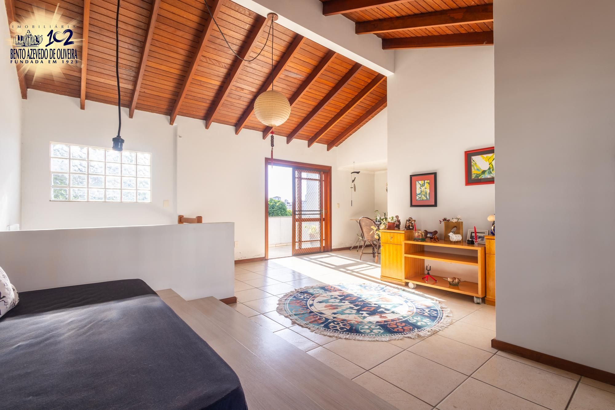 Casa, 3 quartos, 214 m² - Foto 3