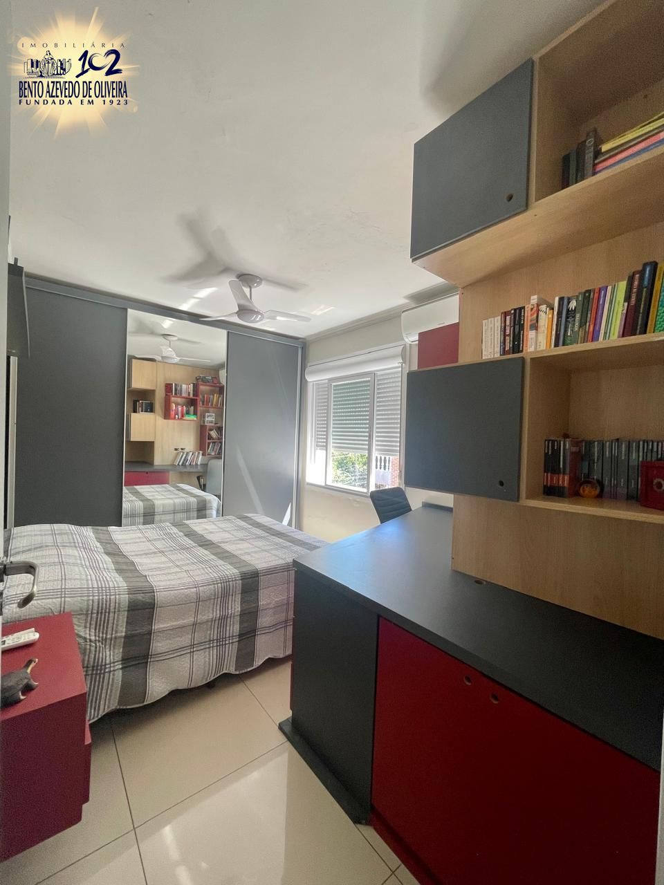 Dormitorio-Solteiro.Armario sob medida.