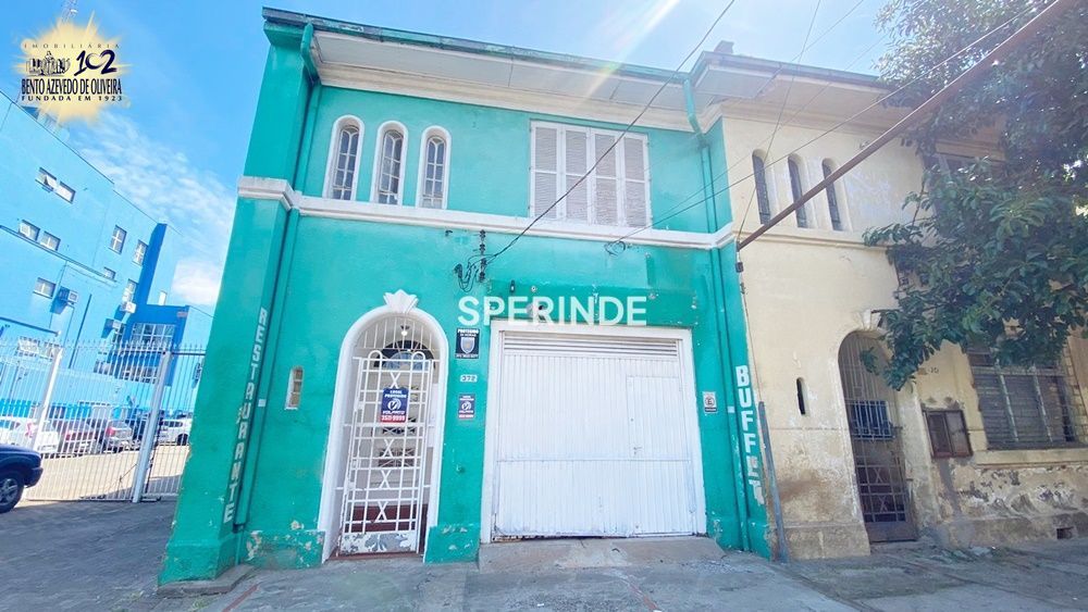 Casa, 9 quartos, 237 m² - Foto 1