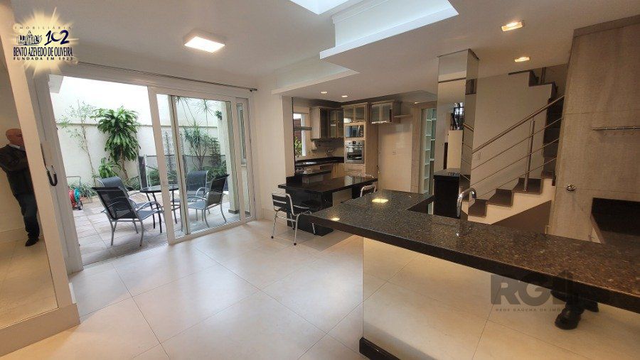 Casa, 4 quartos, 250 m² - Foto 4