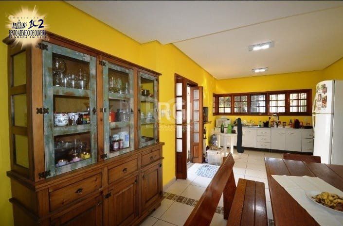 Casa, 3 quartos, 200 m² - Foto 2