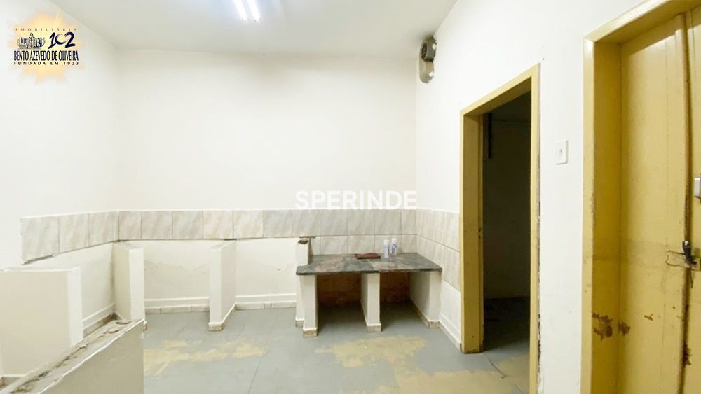 Casa, 9 quartos, 237 m² - Foto 2