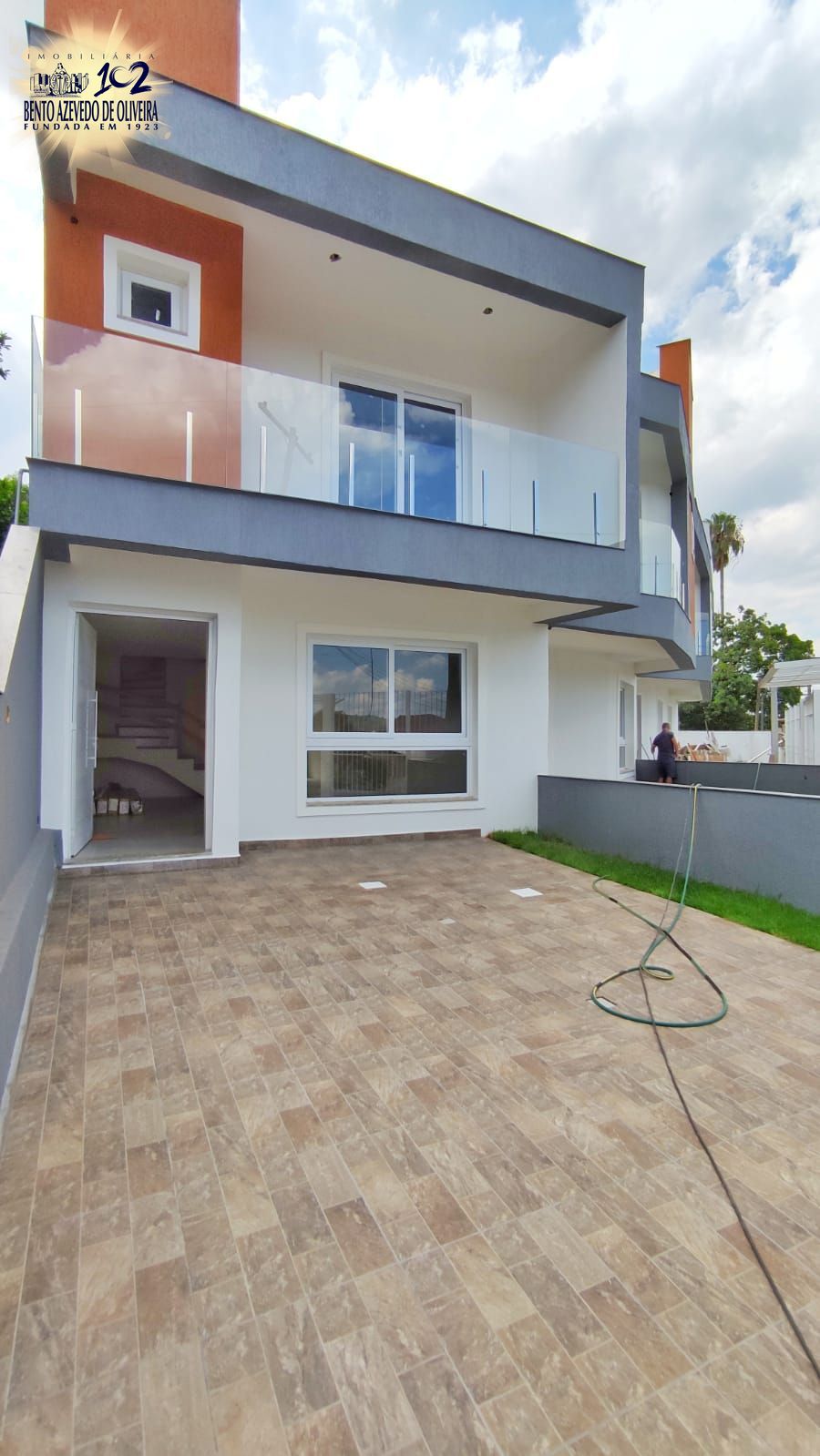 Sobrado, 3 quartos, 8184 m² - Foto 1