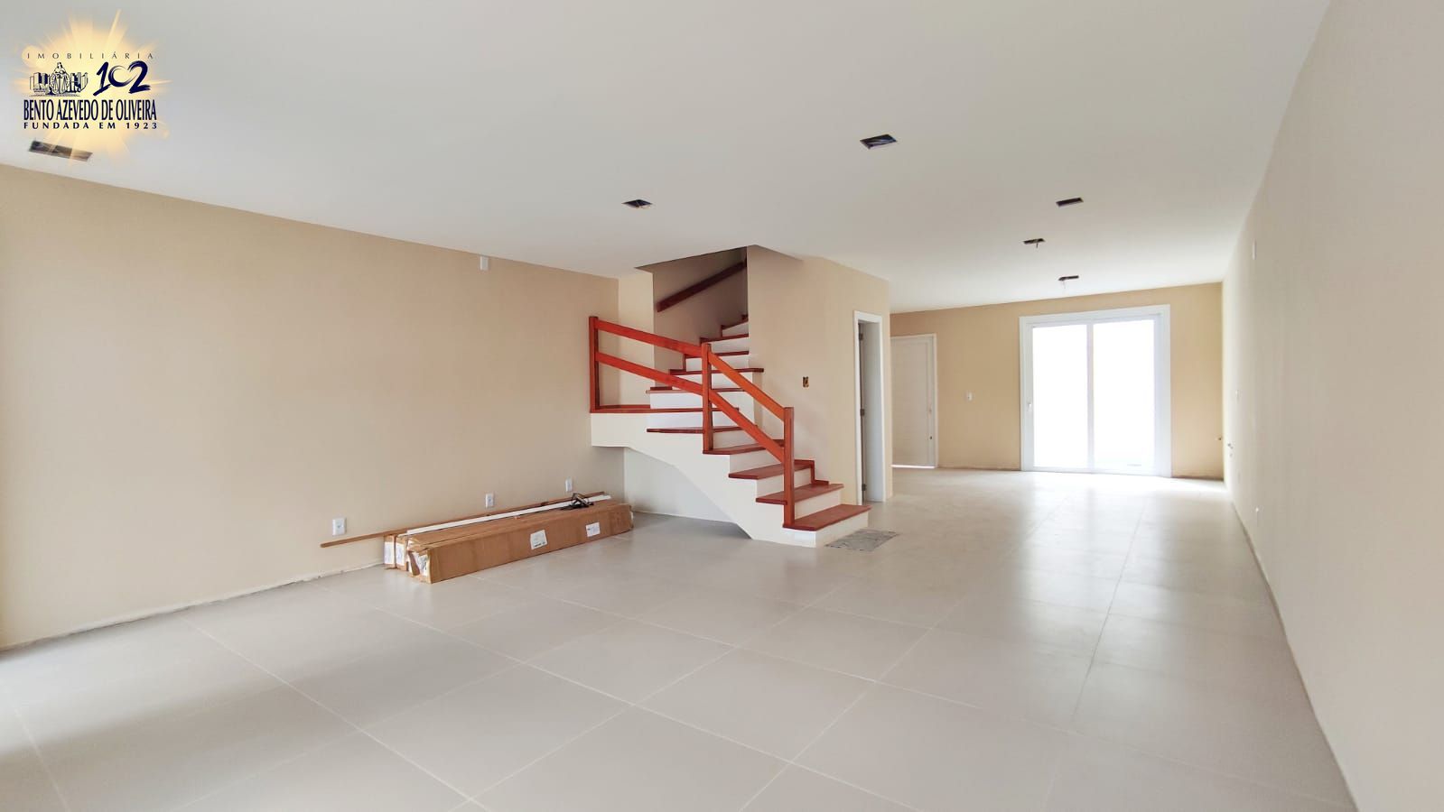 Sobrado, 3 quartos, 8184 m² - Foto 2