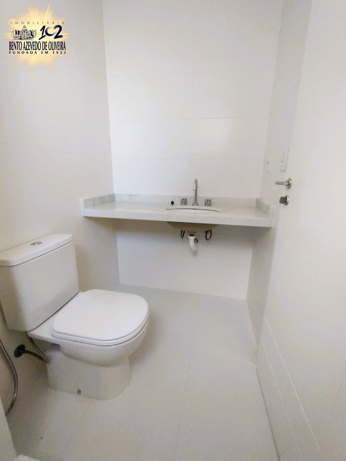 Banheiro da suíte principal