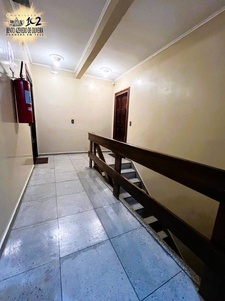Escadas de acesso ao apartamento