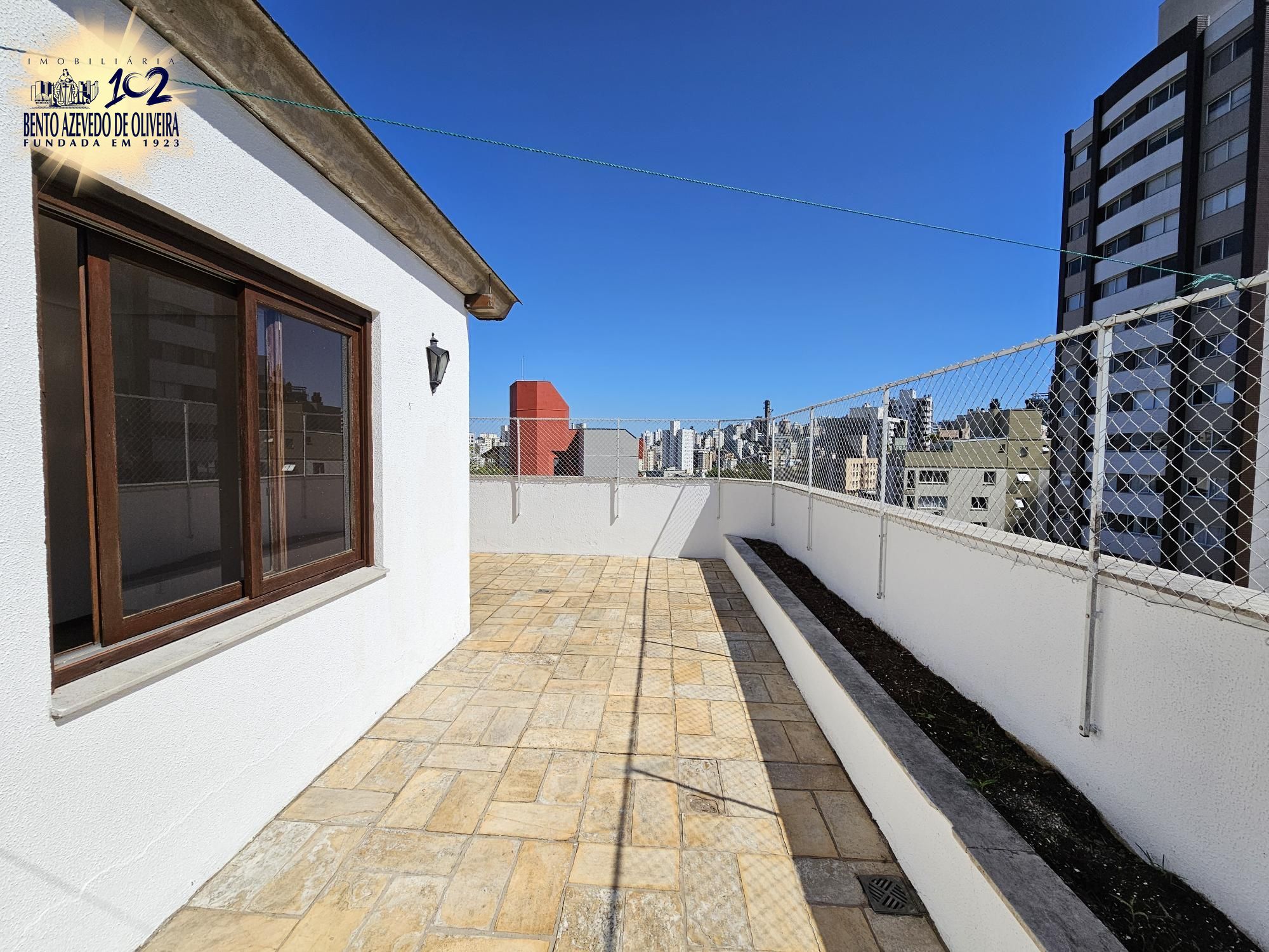 Cobertura, 3 quartos, 161 m² - Foto 2