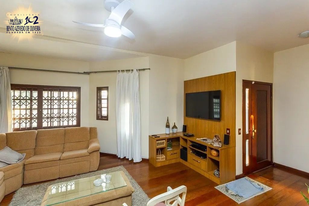 Casa, 6 quartos, 360 m² - Foto 4
