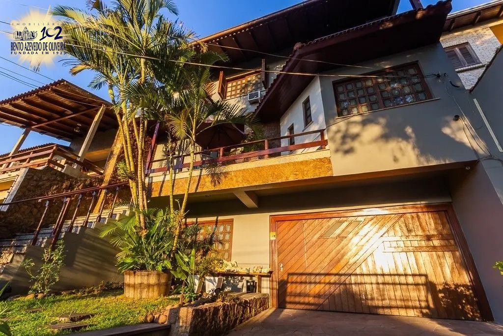 Casa, 6 quartos, 360 m² - Foto 1