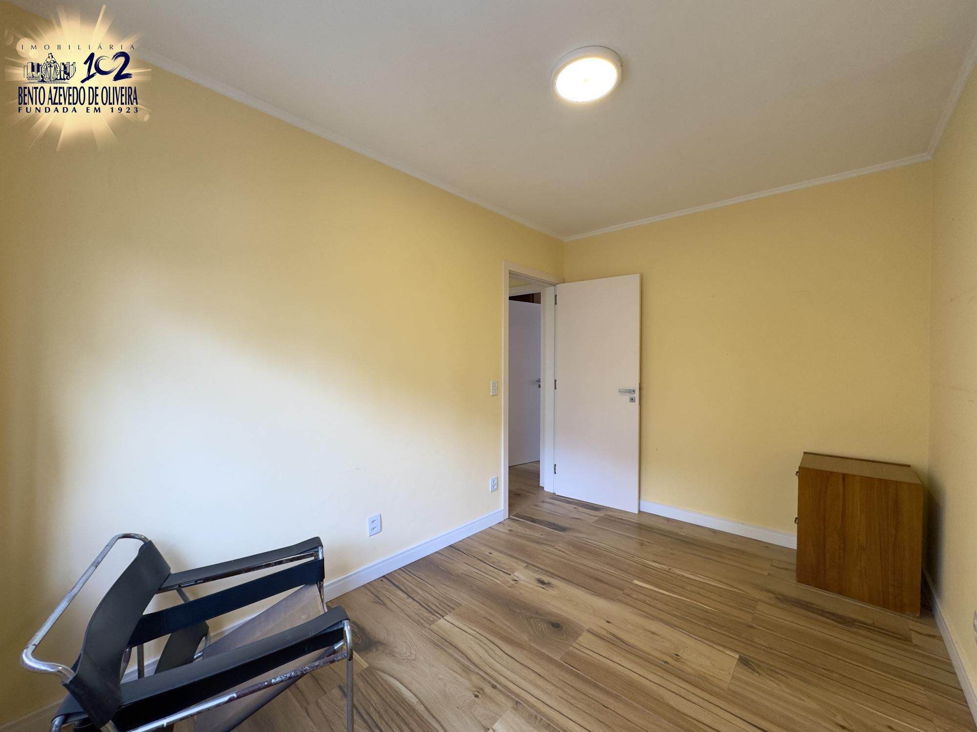 Dormitório solteiro