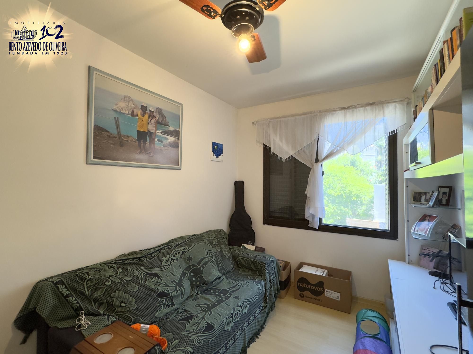 Dormitório solteiro