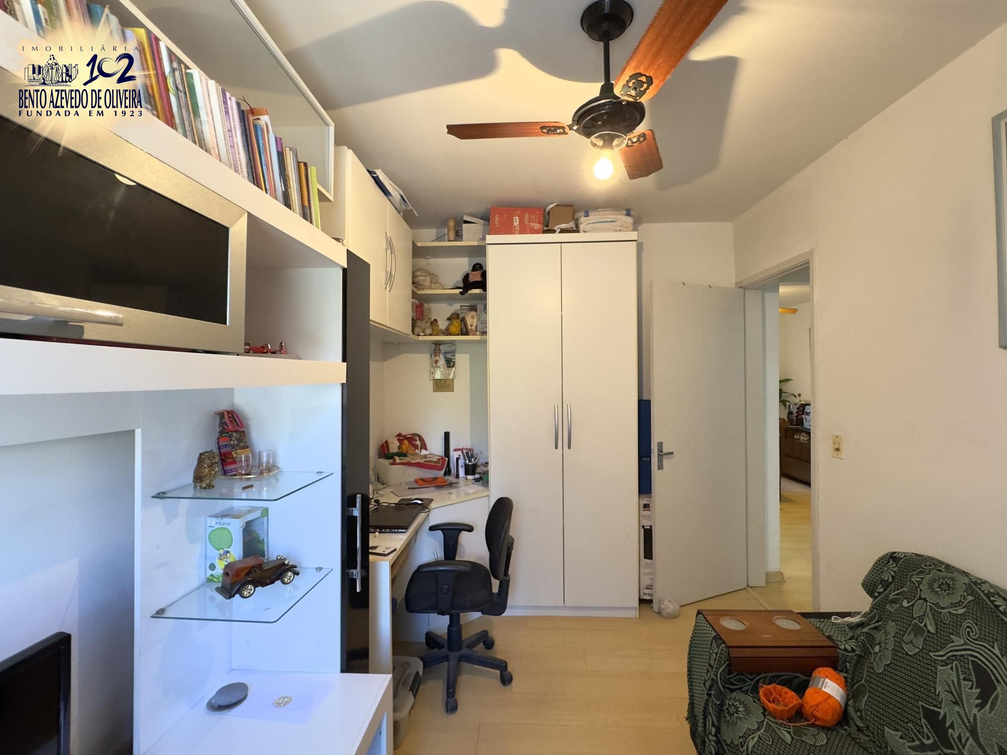 Dormitório solteiro