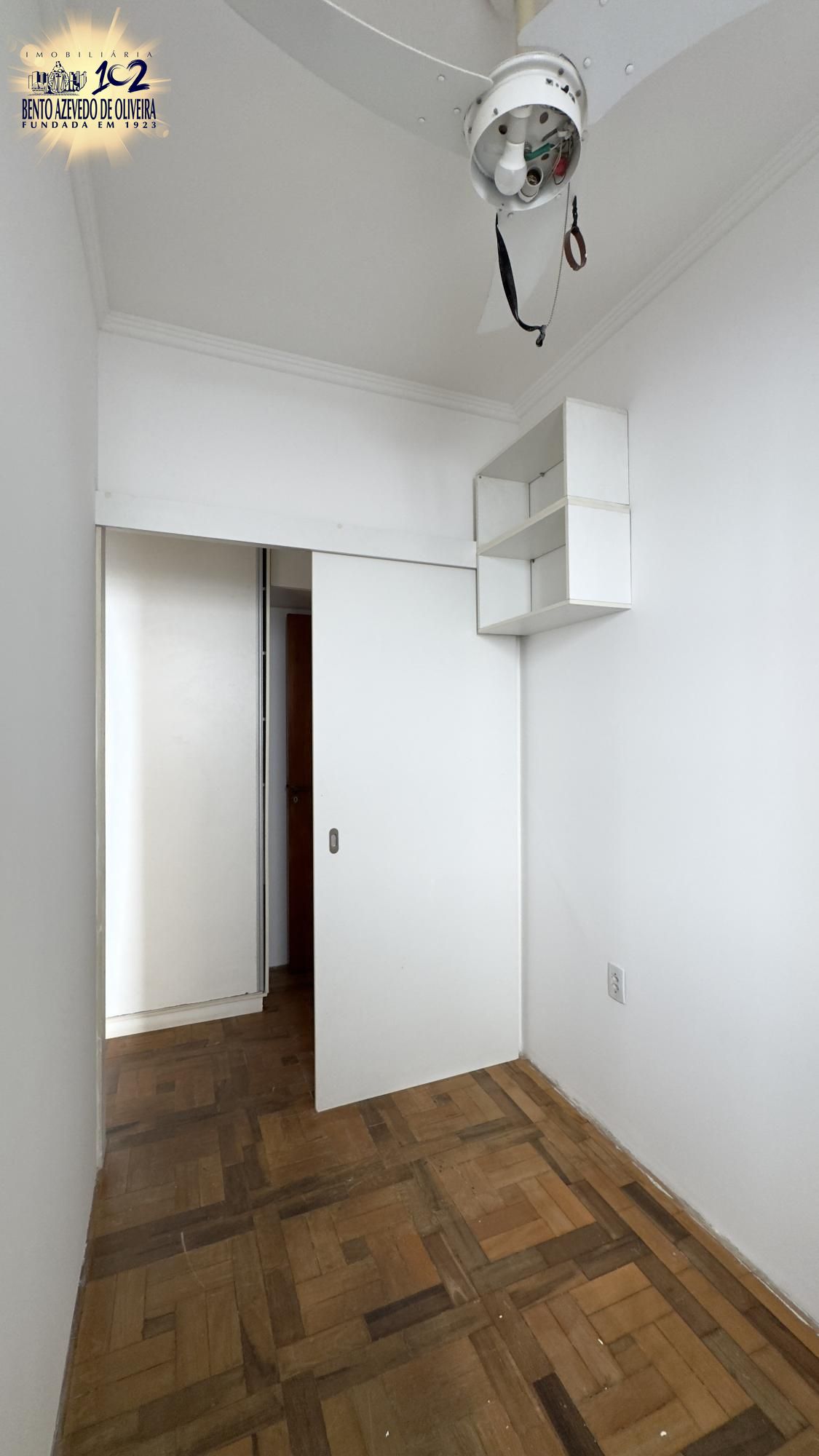 Dormitório solteiro