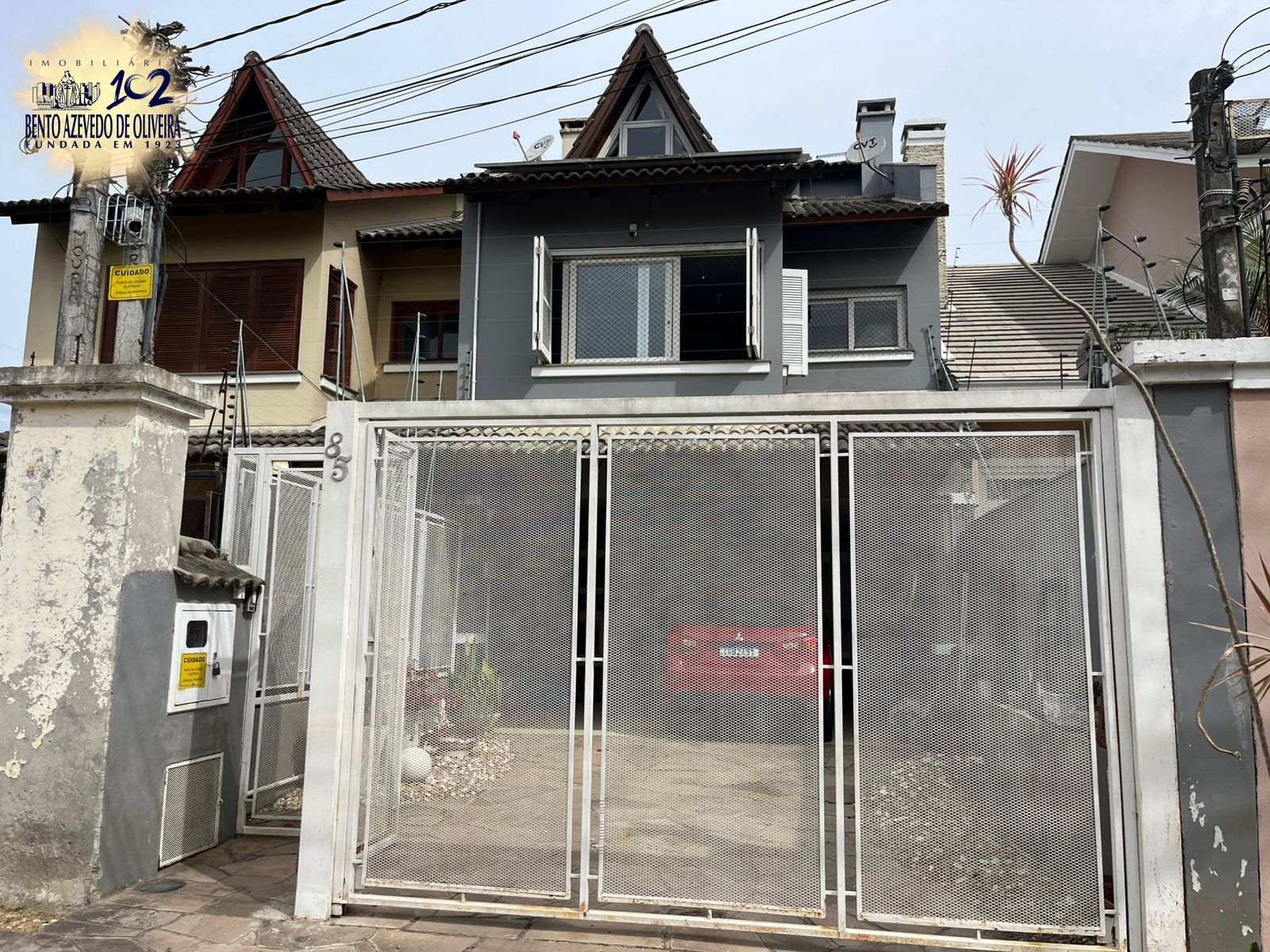 Casa, 3 quartos, 203 m² - Foto 1