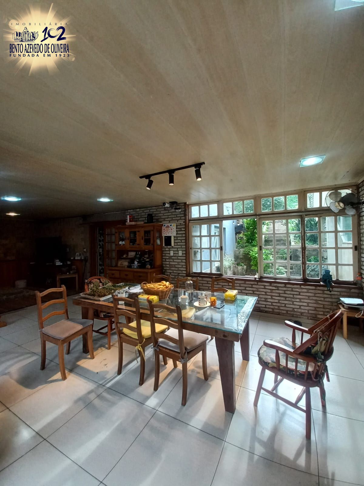 Casa, 6 quartos, 350 m² - Foto 1